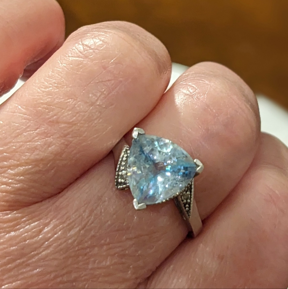 Sale! 10k Topaz Diamond Solid Gold Ring - image 1